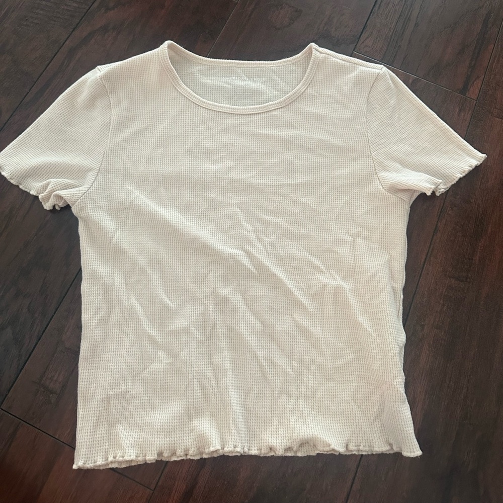 American Eagle Pink Cropped Shirt